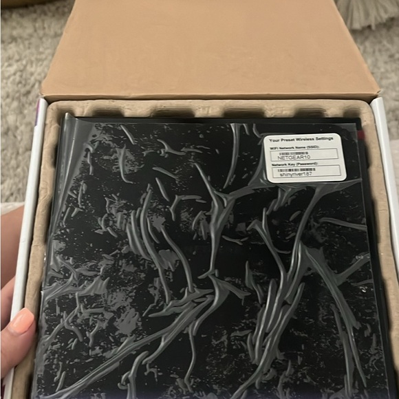 NETGEAR Dual Band Gigabit Router - R6260v2 - Picture 3 of 4